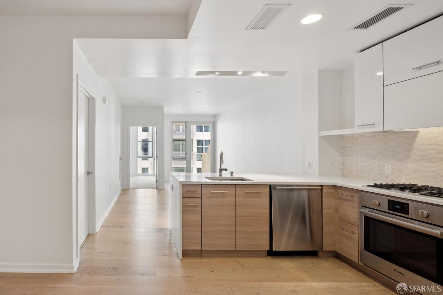 451 Donahue Street # 414