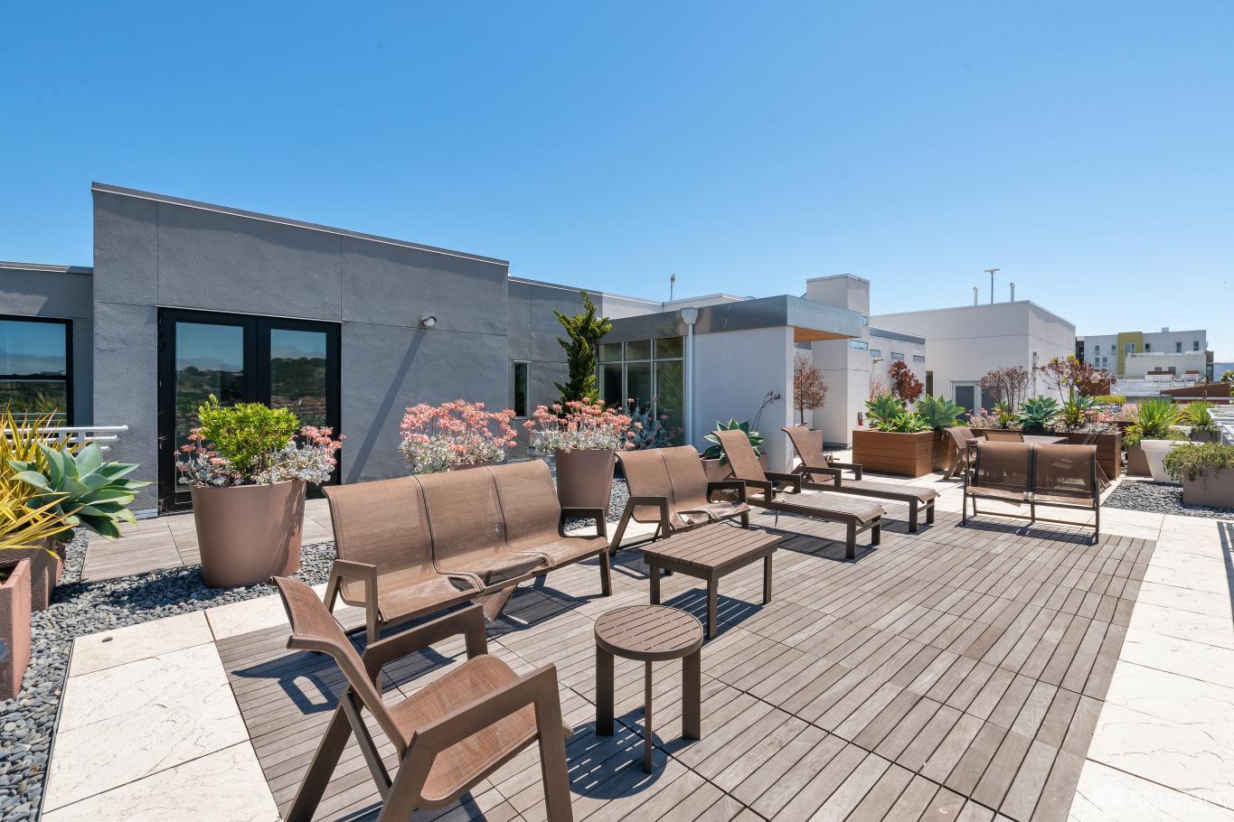 451 Donahue Street # 414