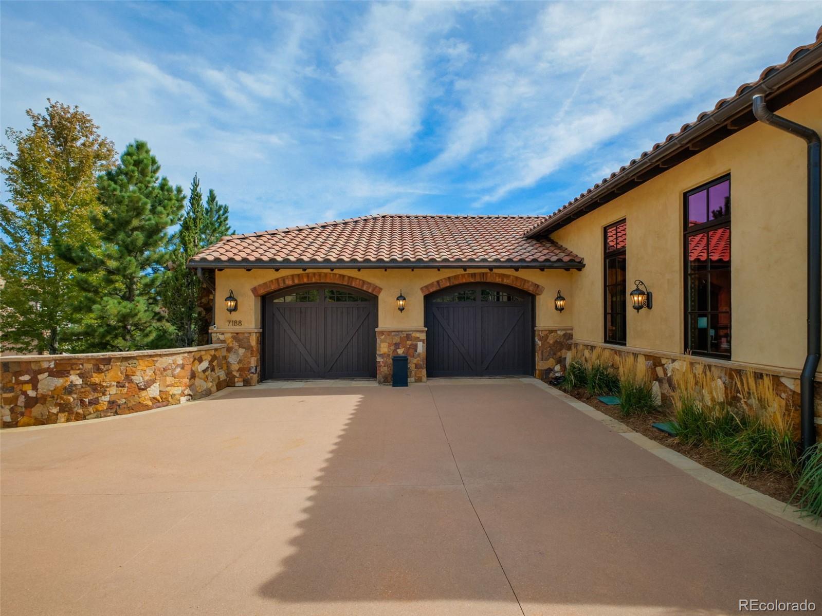 7188 Raphael Lane