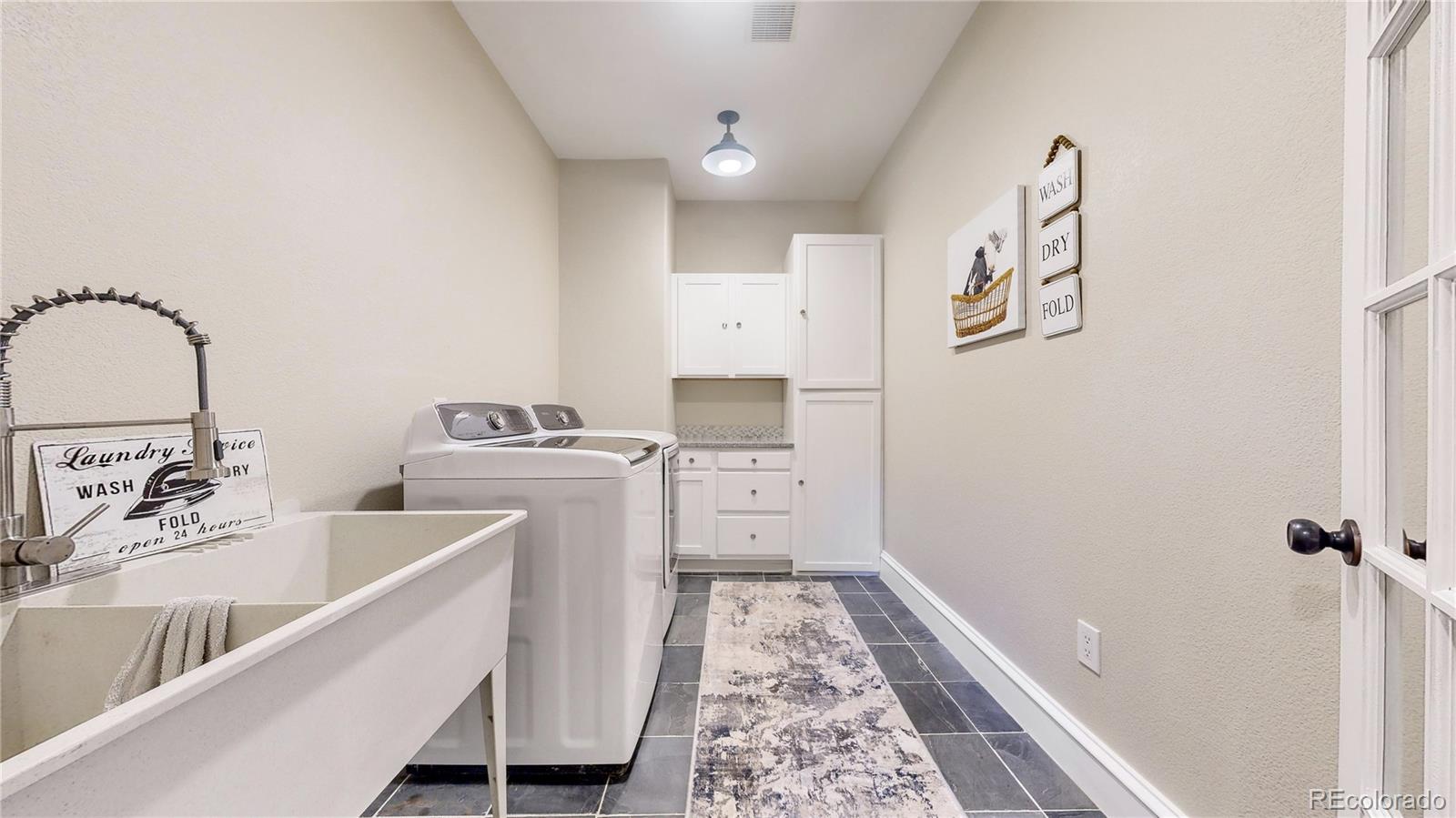 6786 Old Ranch Trail
