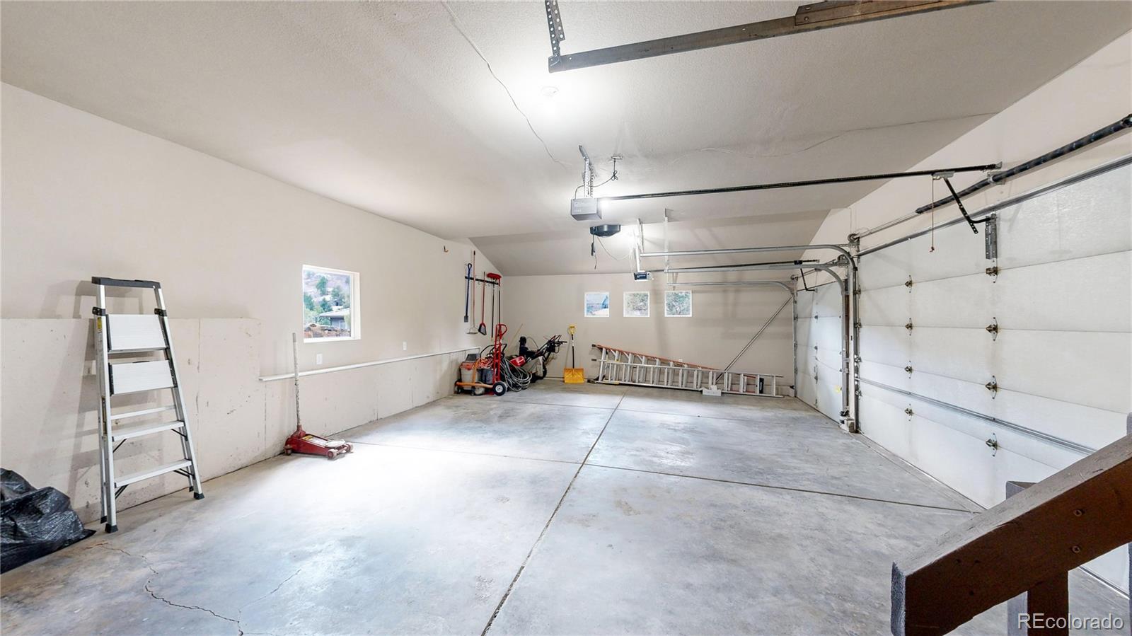 6786 Old Ranch Trail