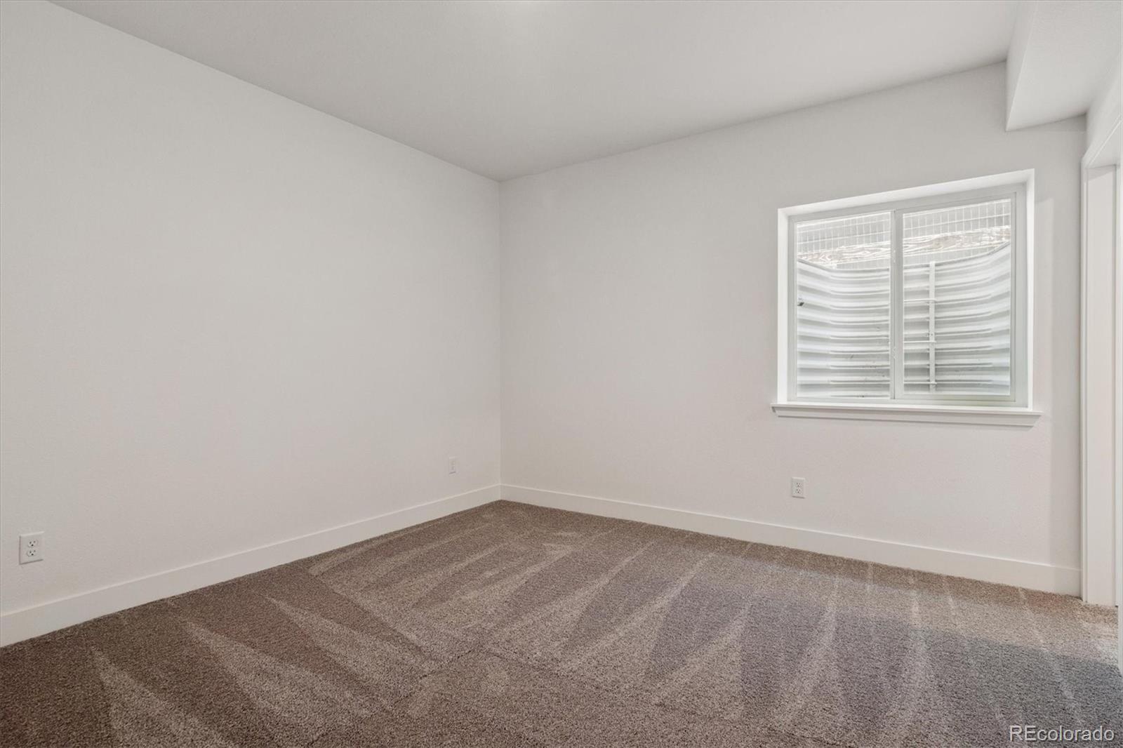 8250 Snake River Street