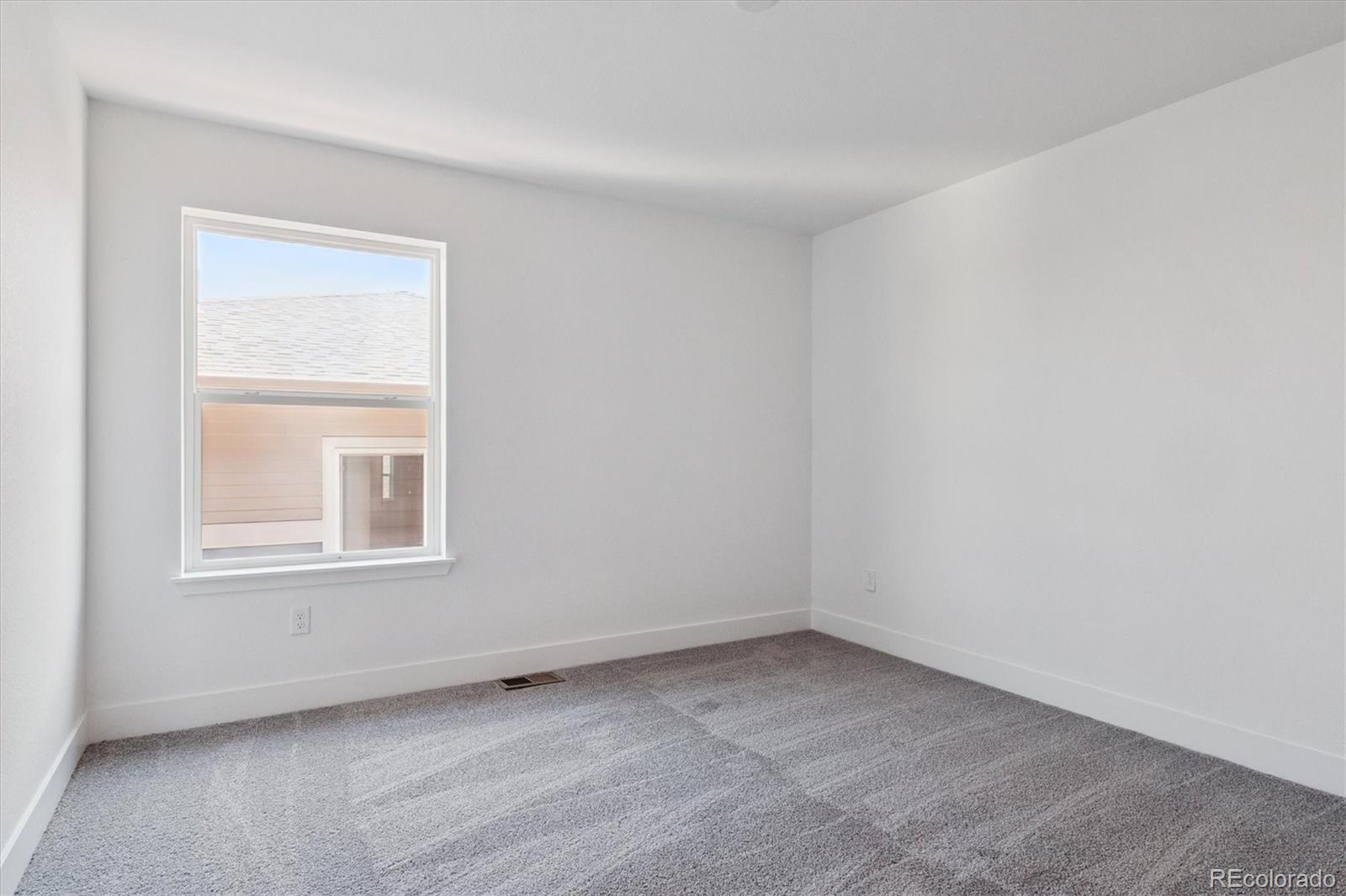 8250 Snake River Street