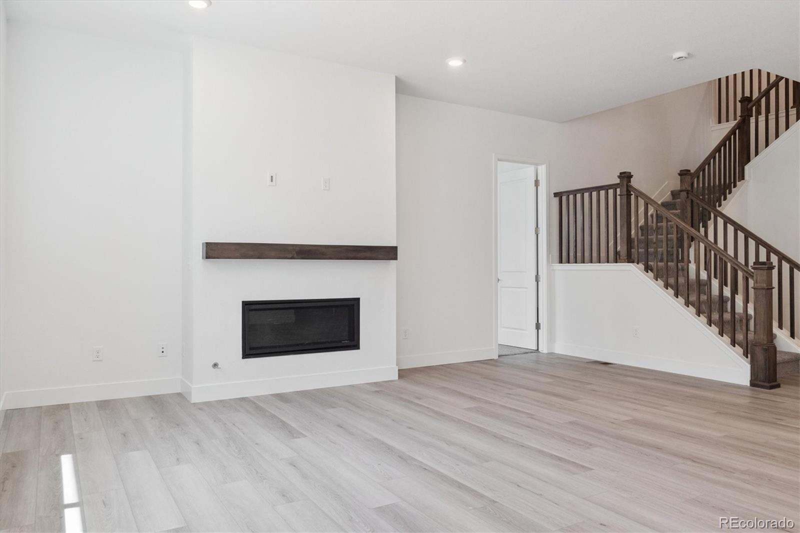 8250 Snake River Street