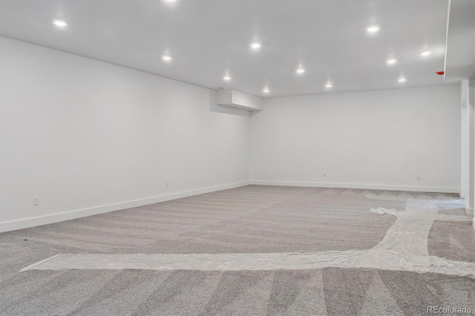 8250 Snake River Street