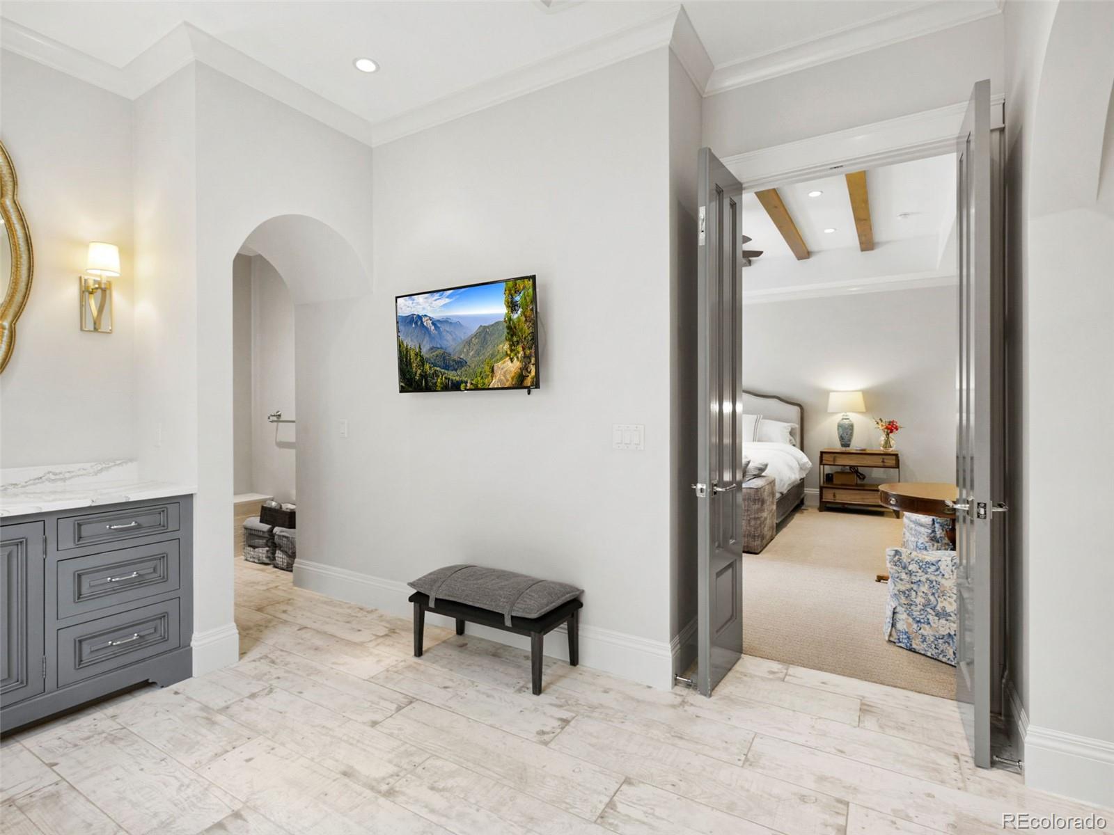 8095 Galileo: Luxury Living on the Fairway at Ravenna