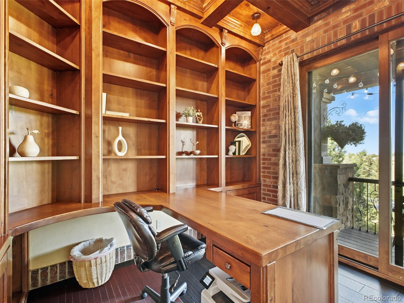 7188 Raphael Lane