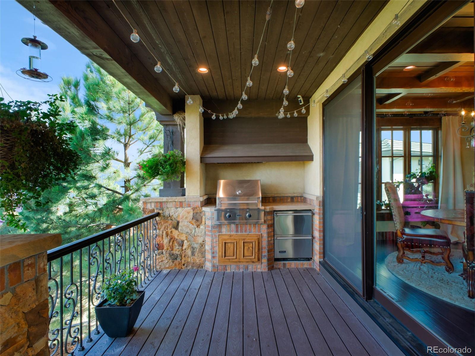 7188 Raphael Lane
