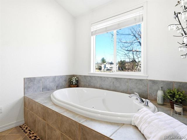 2229 Ashwood Lane