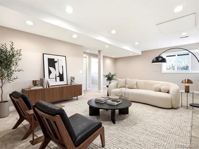 2229 Ashwood Lane