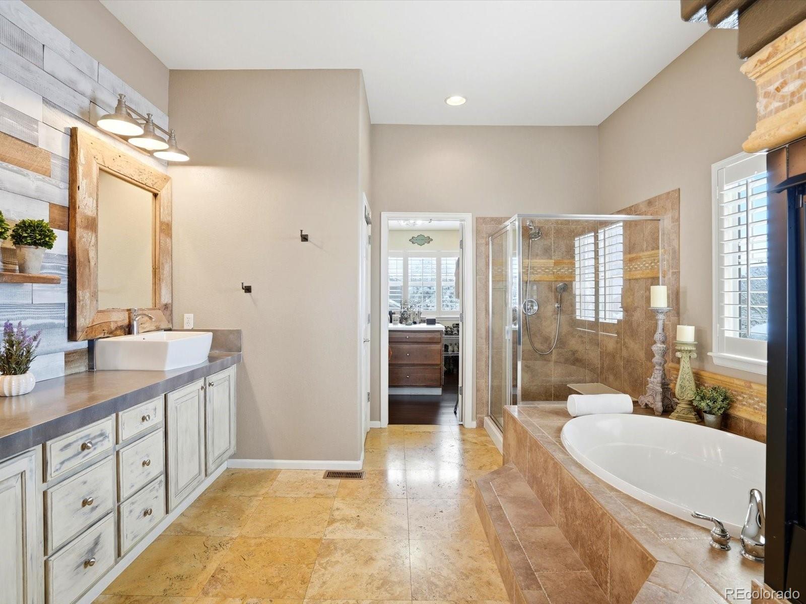 10603 Cross Country Lane