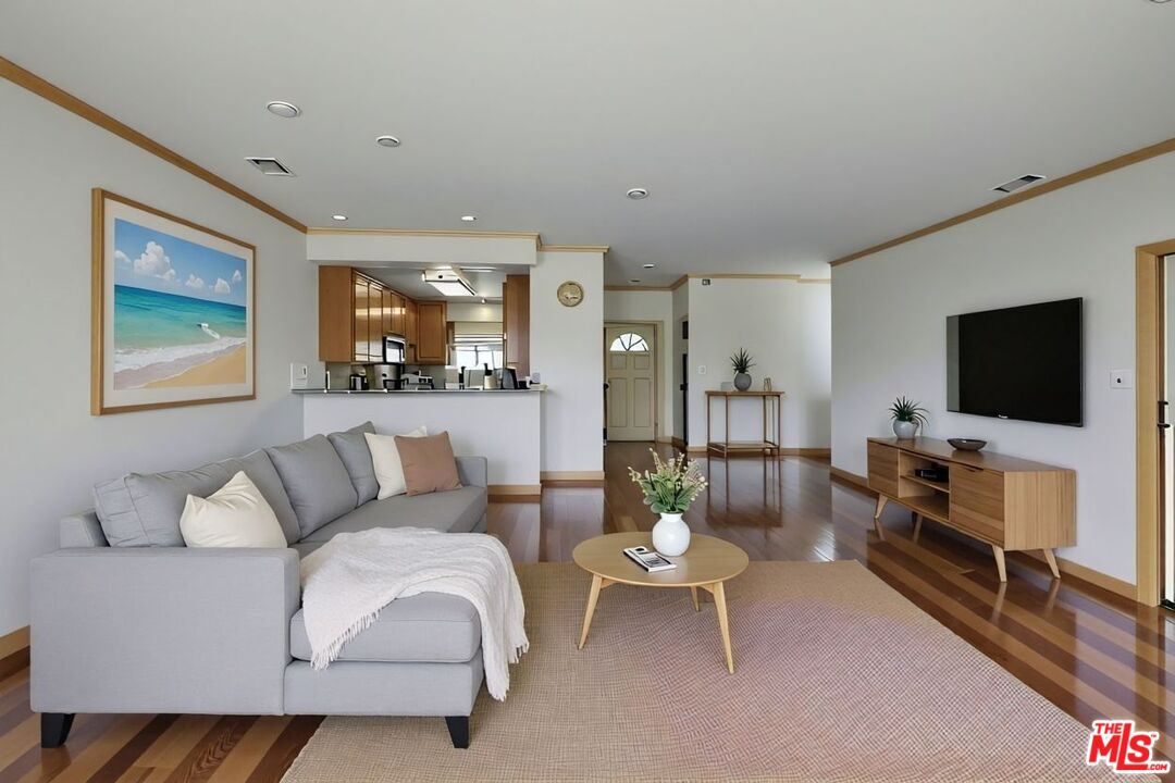 1121 Princeton St Unit: 5