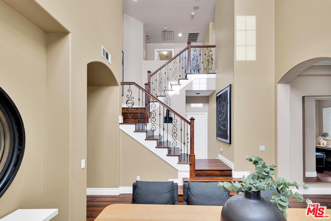 92 Winslow Ln