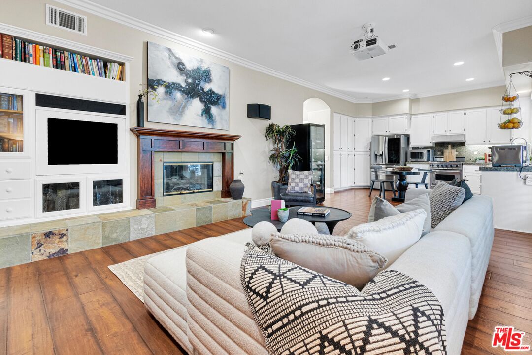 92 Winslow Ln