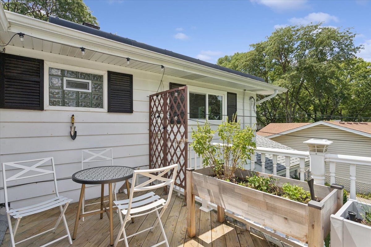 21W340 Audubon Road