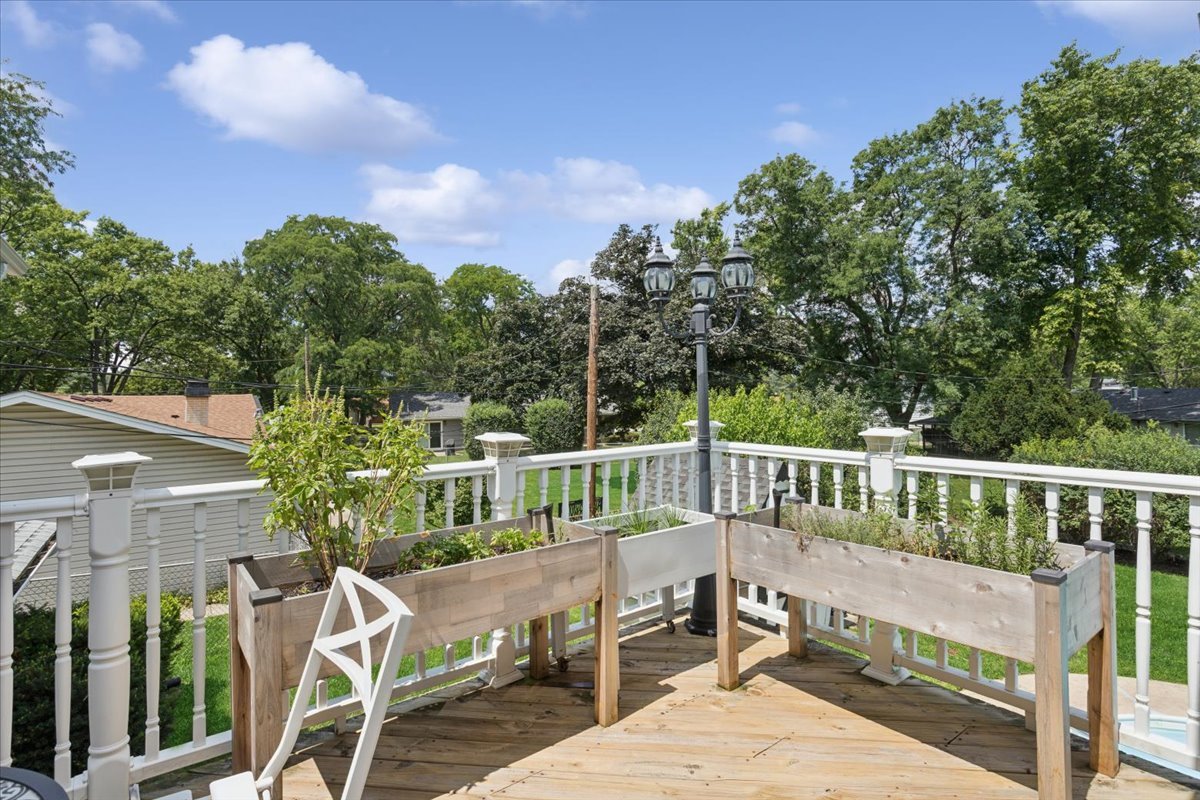 21W340 Audubon Road