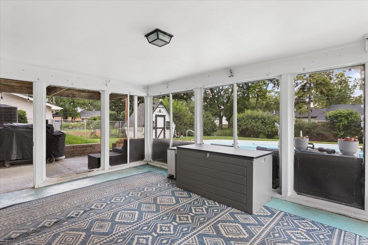 21W340 Audubon Road