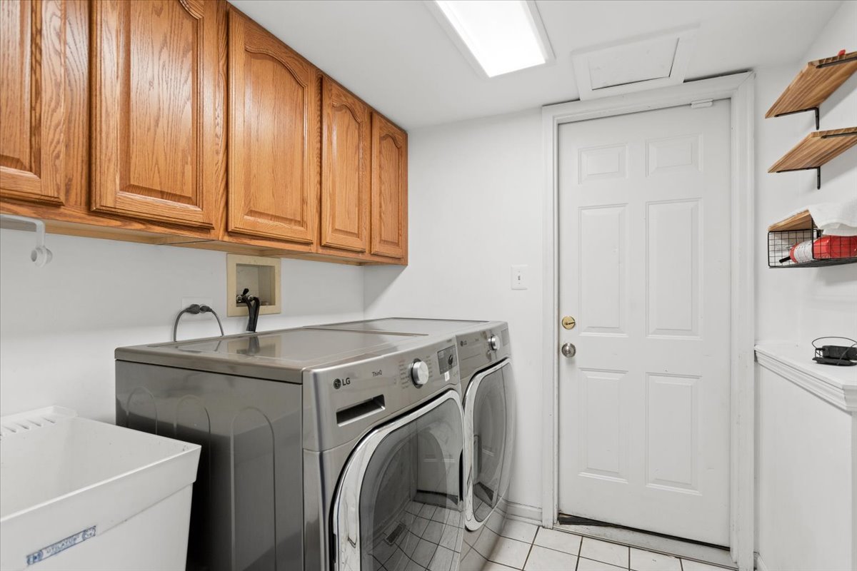 21W340 Audubon Road