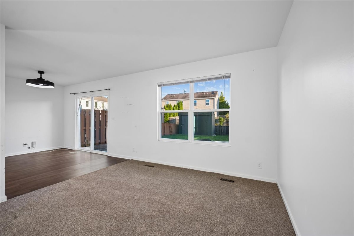 2641 Carlisle Lane