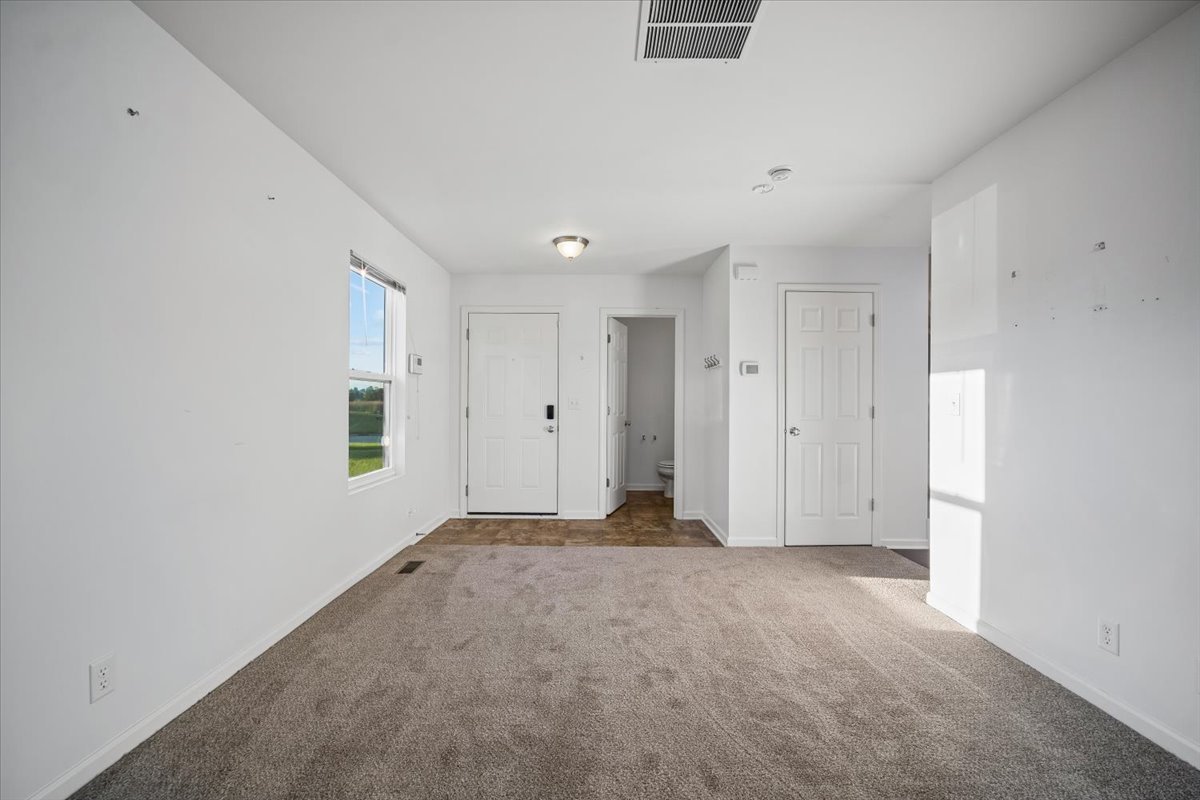 2641 Carlisle Lane