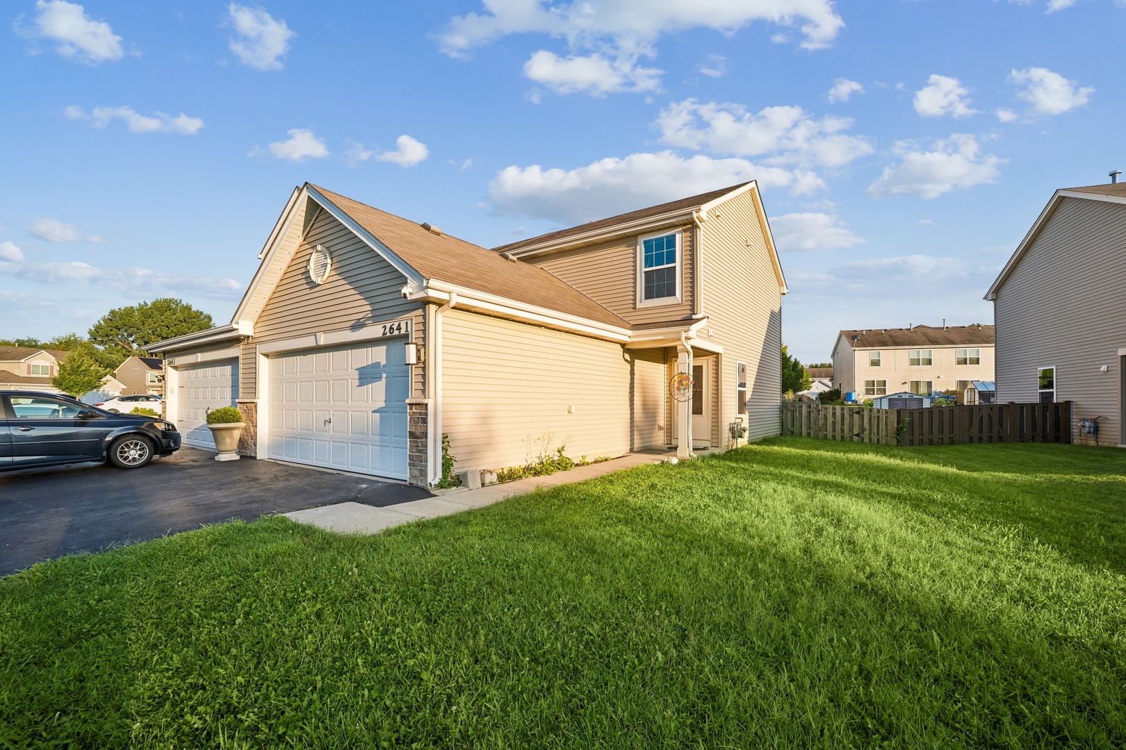 2641 Carlisle Lane