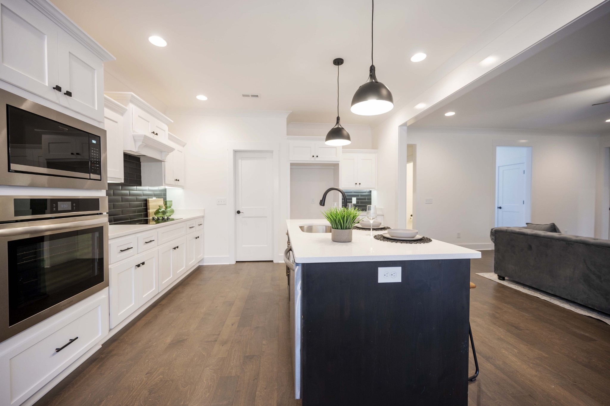 807 Becham Kenneth Circle