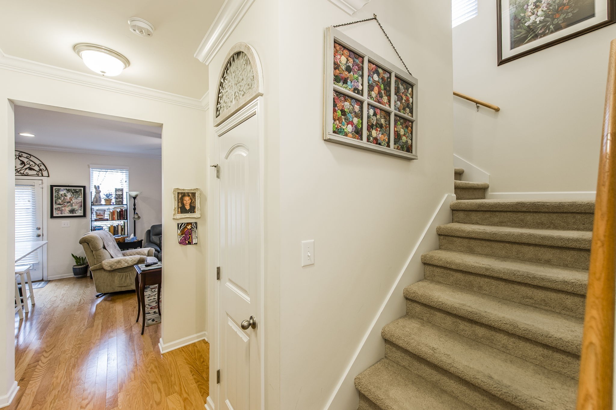 1009 Livingstone Ln