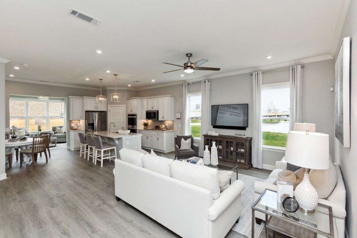 1458 Autumn Leaf Lane