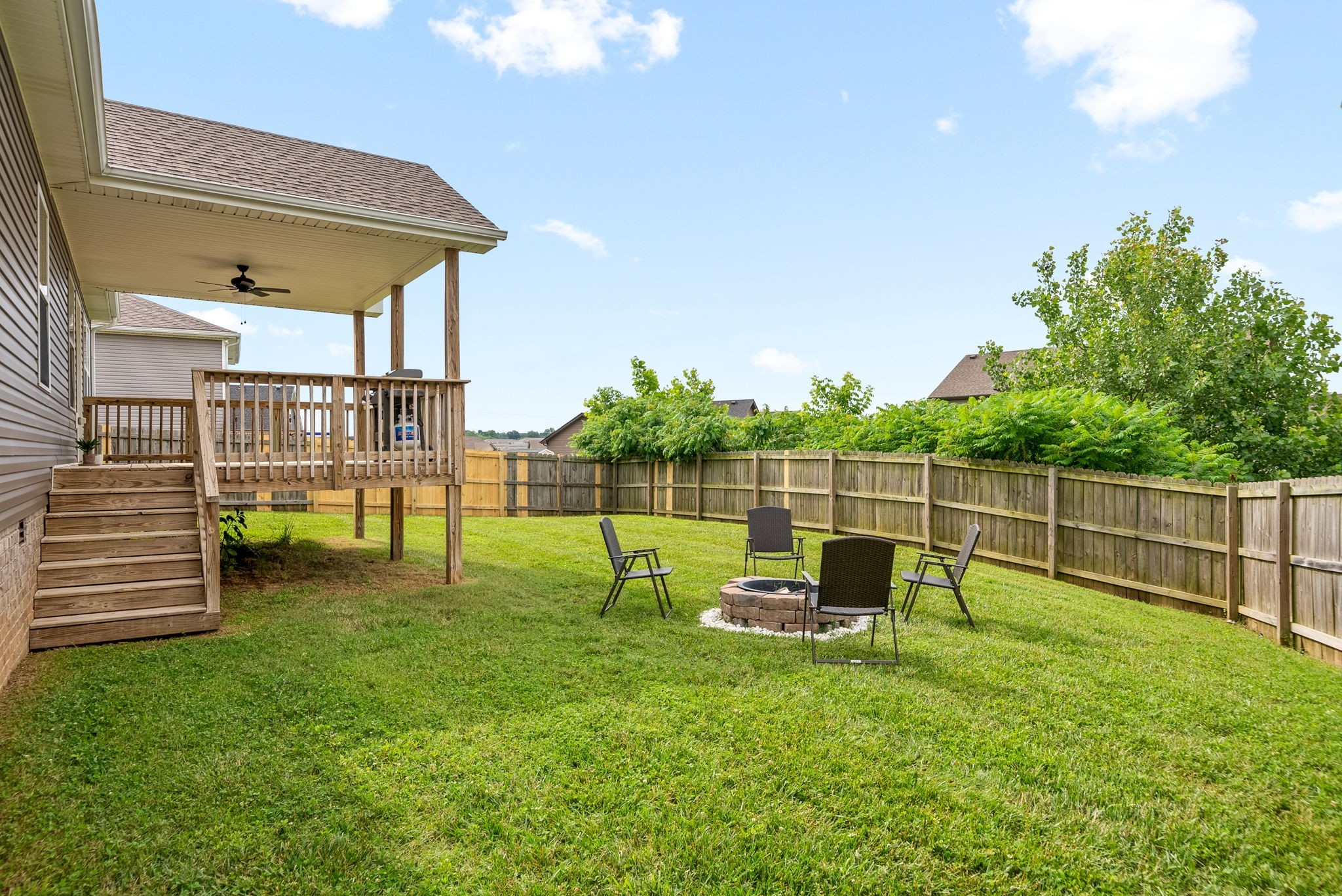 1024 Charles Thomas Dr