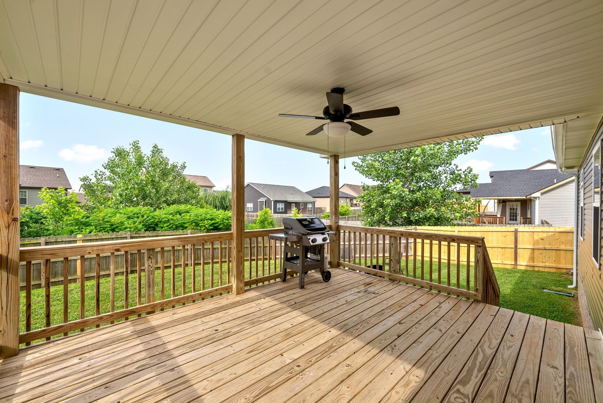 1024 Charles Thomas Dr