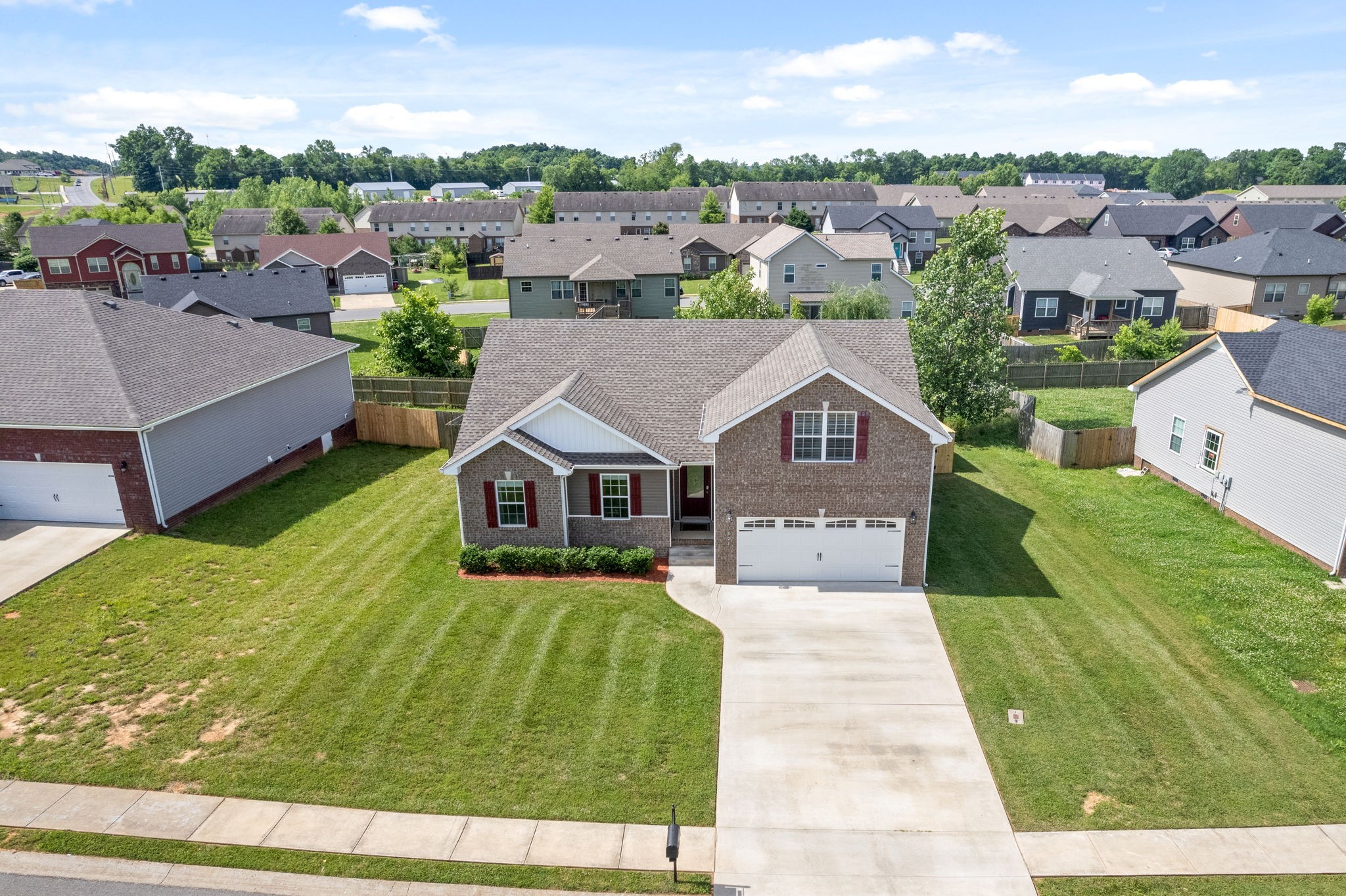 1024 Charles Thomas Dr