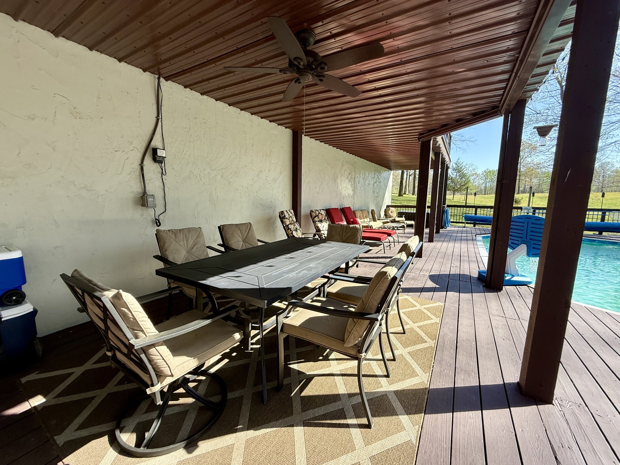 1011 Whippoorwill Dr