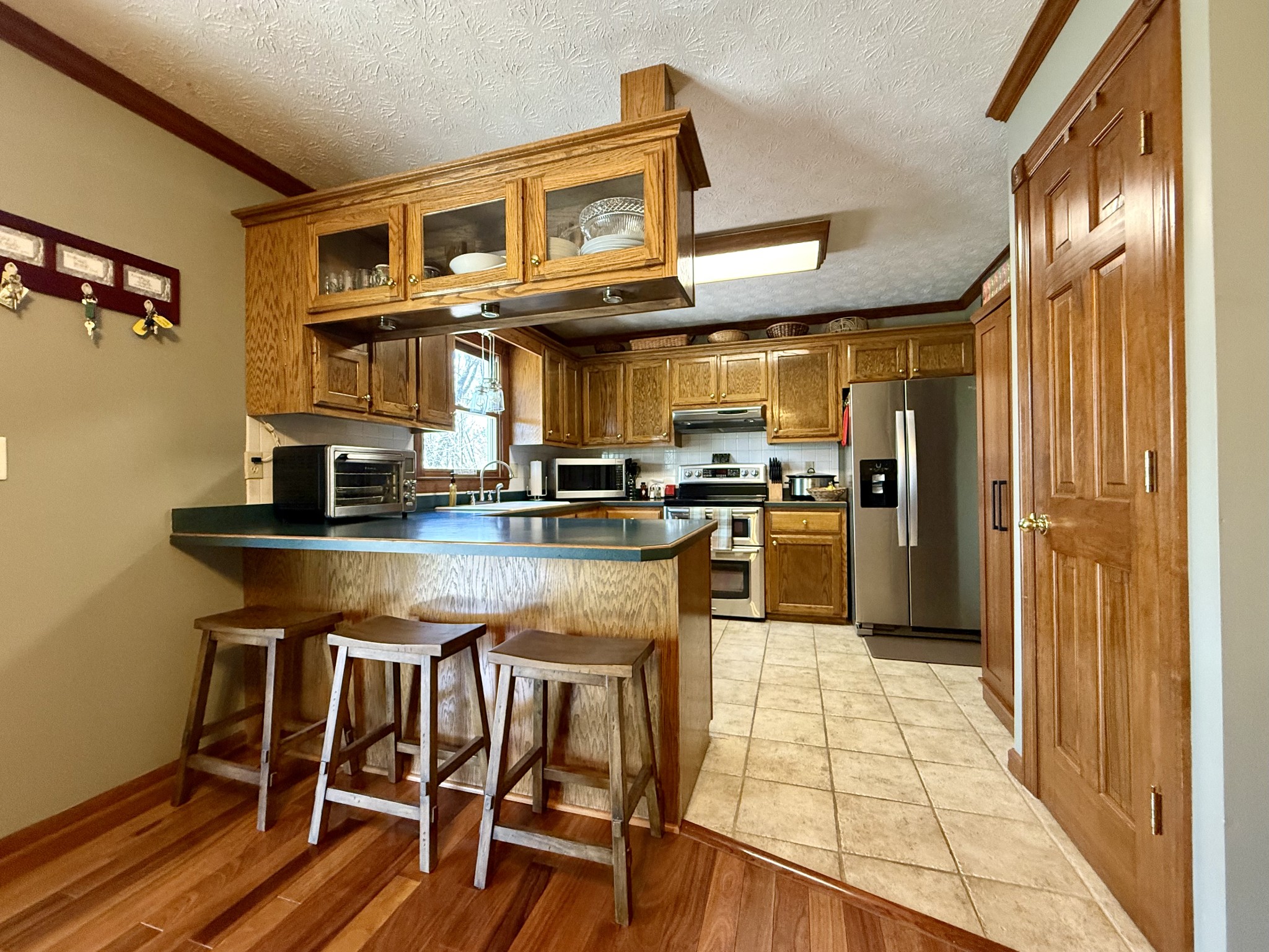 1011 Whippoorwill Dr