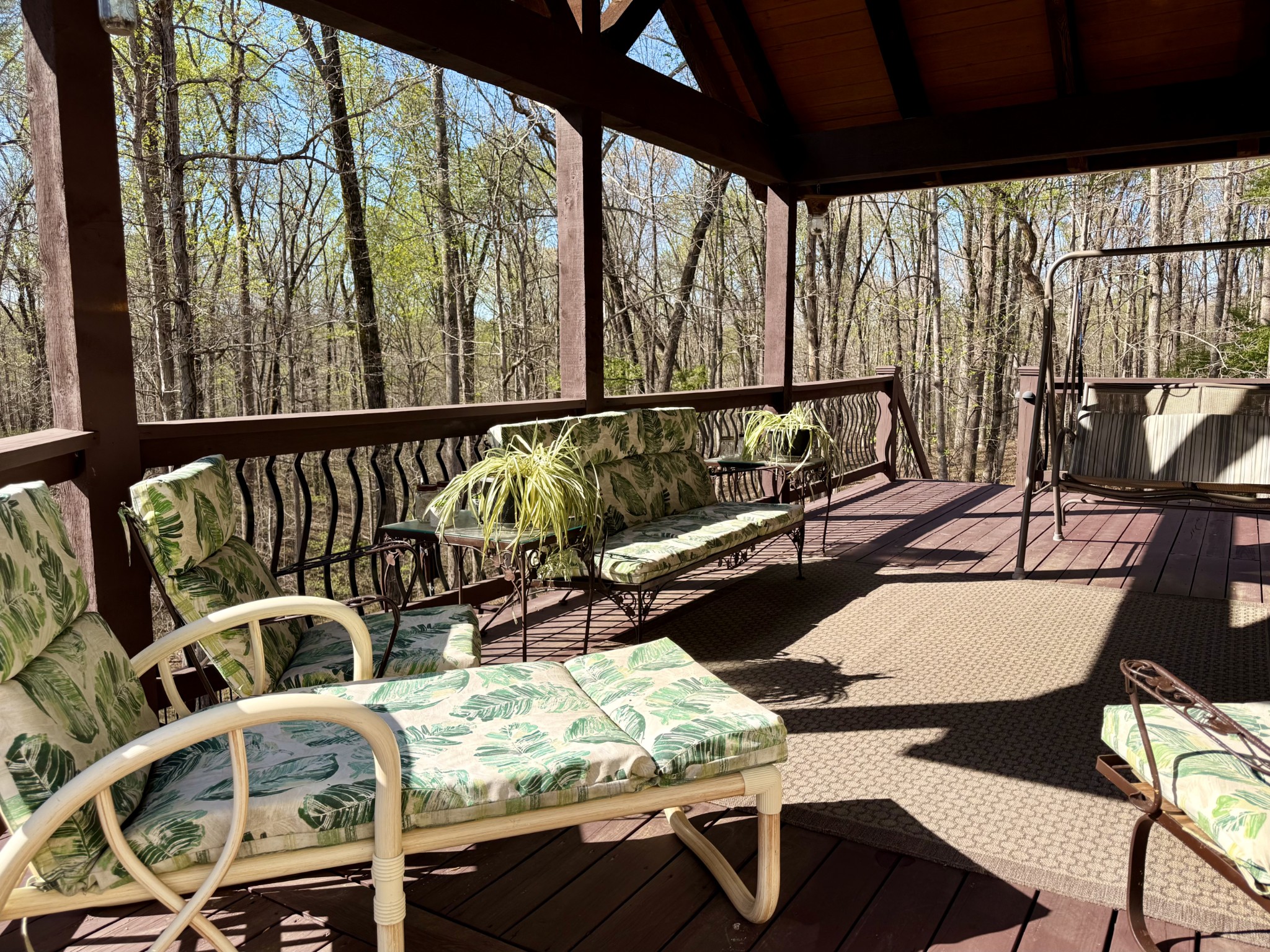 1011 Whippoorwill Dr