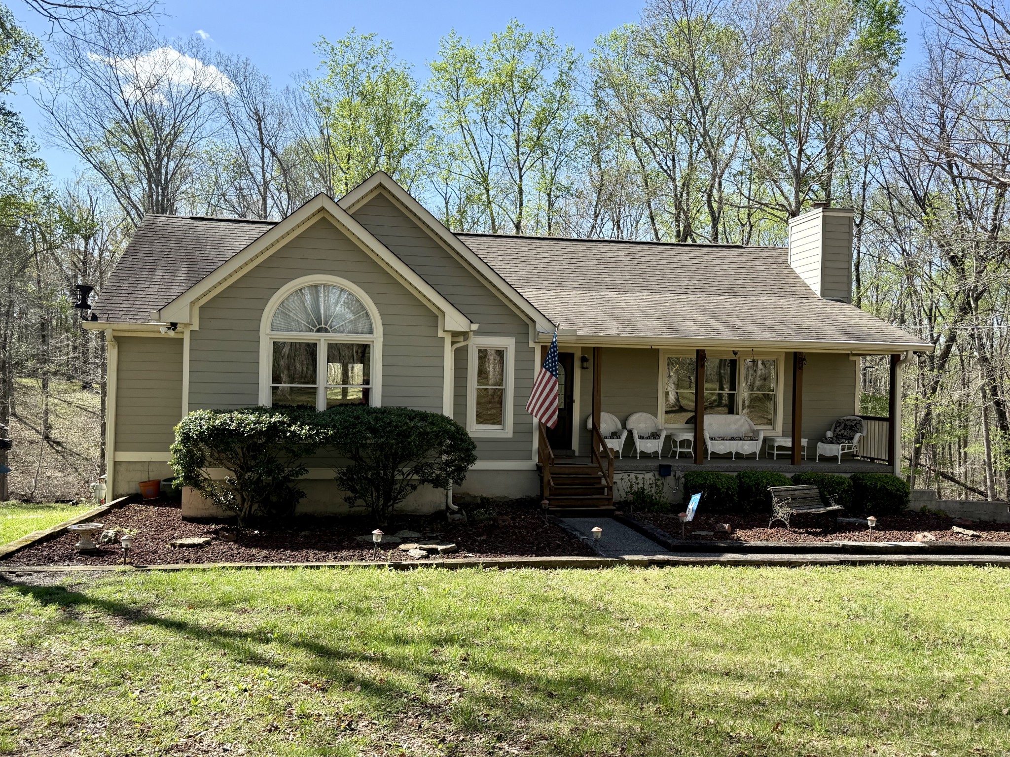 1011 Whippoorwill Dr