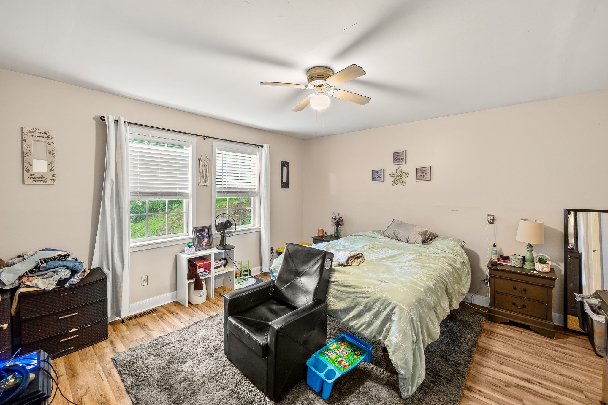 333 Cubbins Hollow Rd