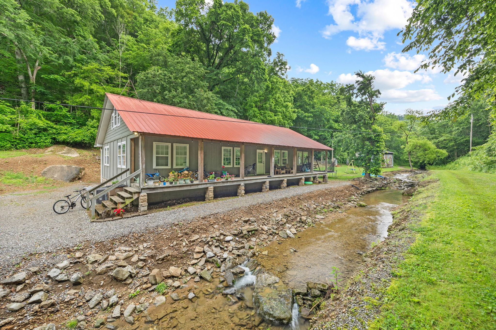 333 Cubbins Hollow Rd