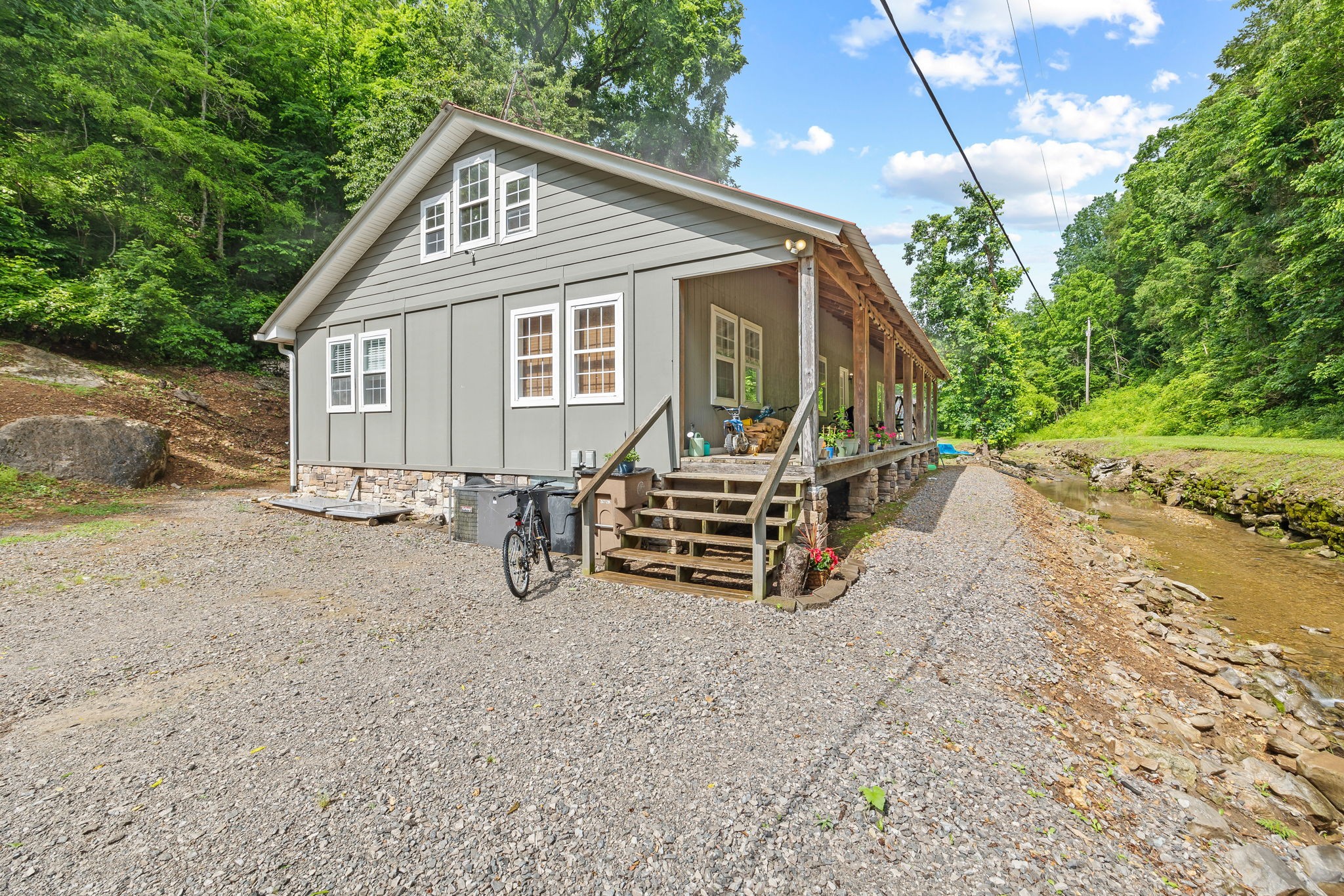 333 Cubbins Hollow Rd