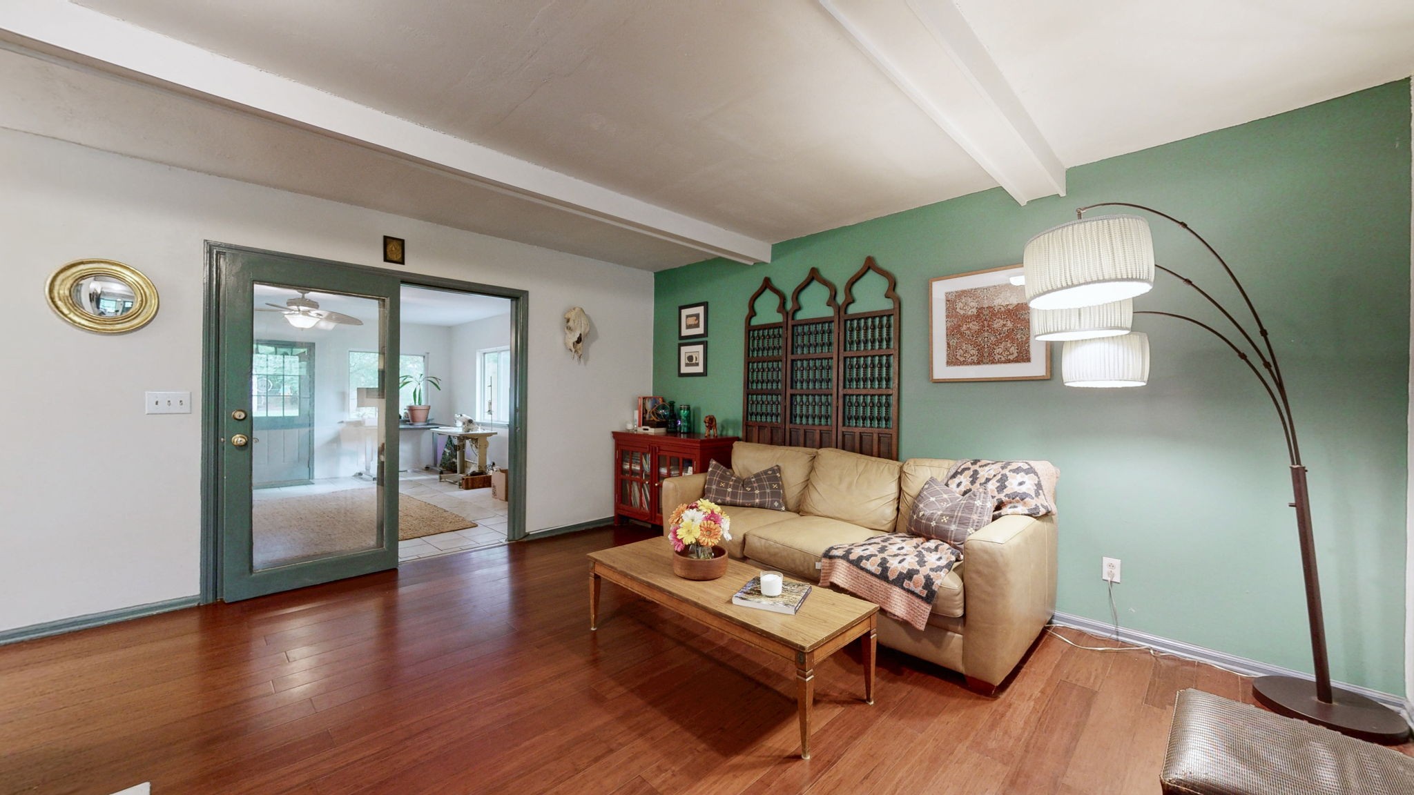 5131 Hunters Point Ln