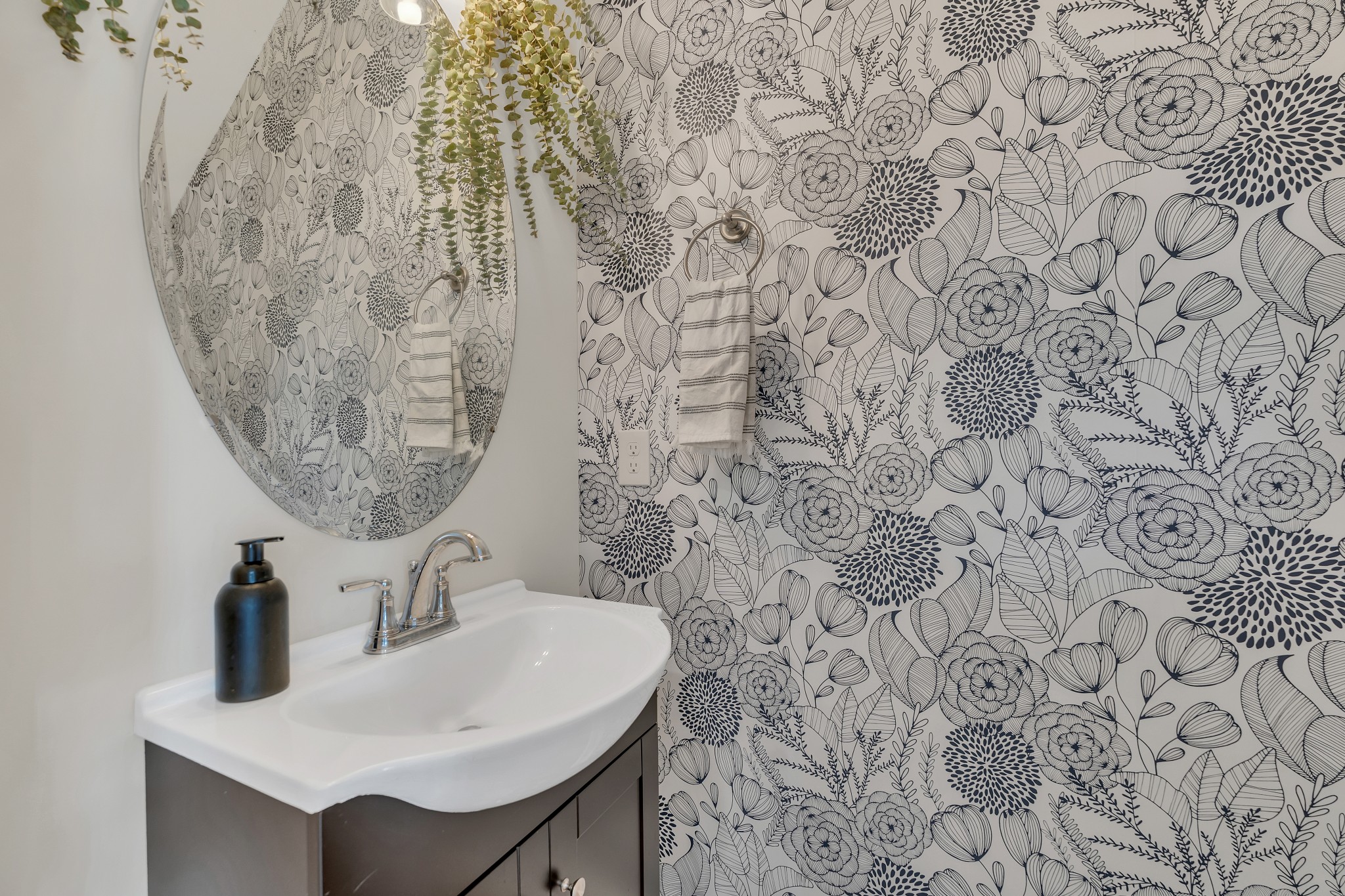 1420 Rebecca Johns Dr