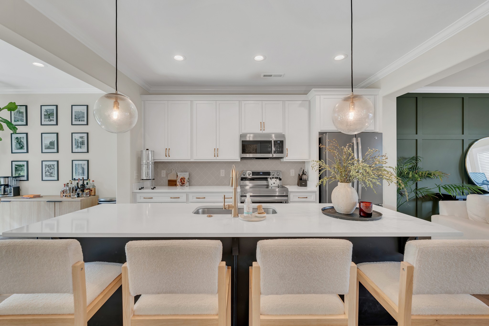 1420 Rebecca Johns Dr