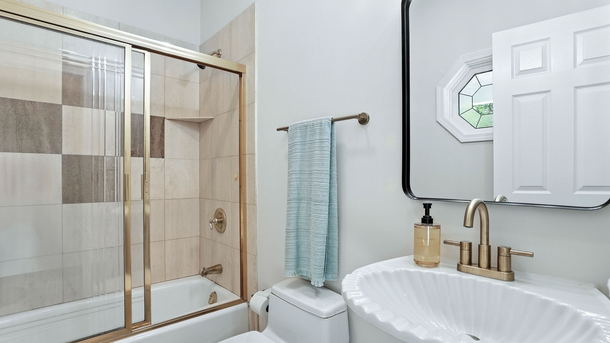 8973 Couchville Pike