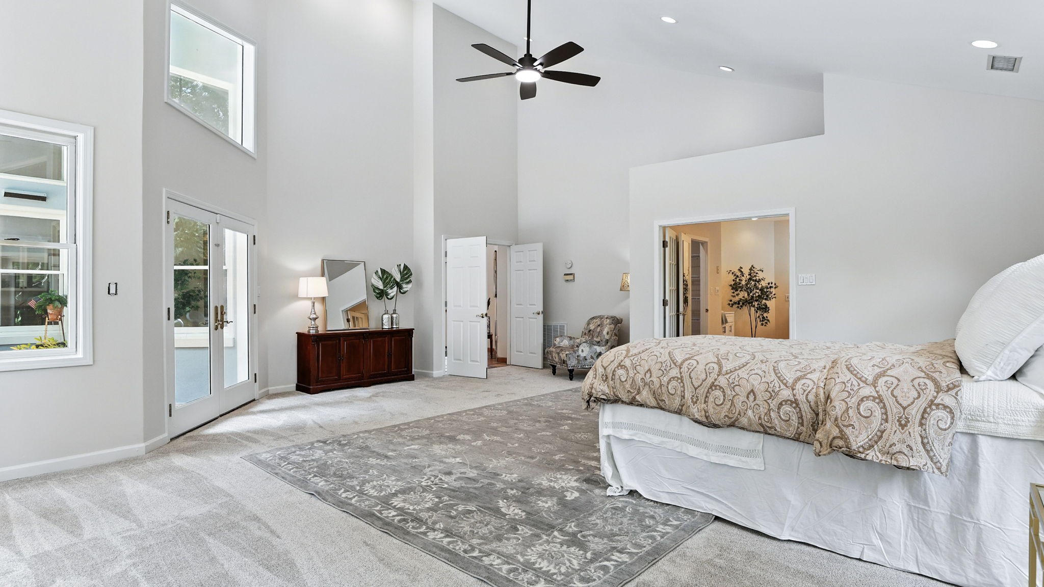 8973 Couchville Pike