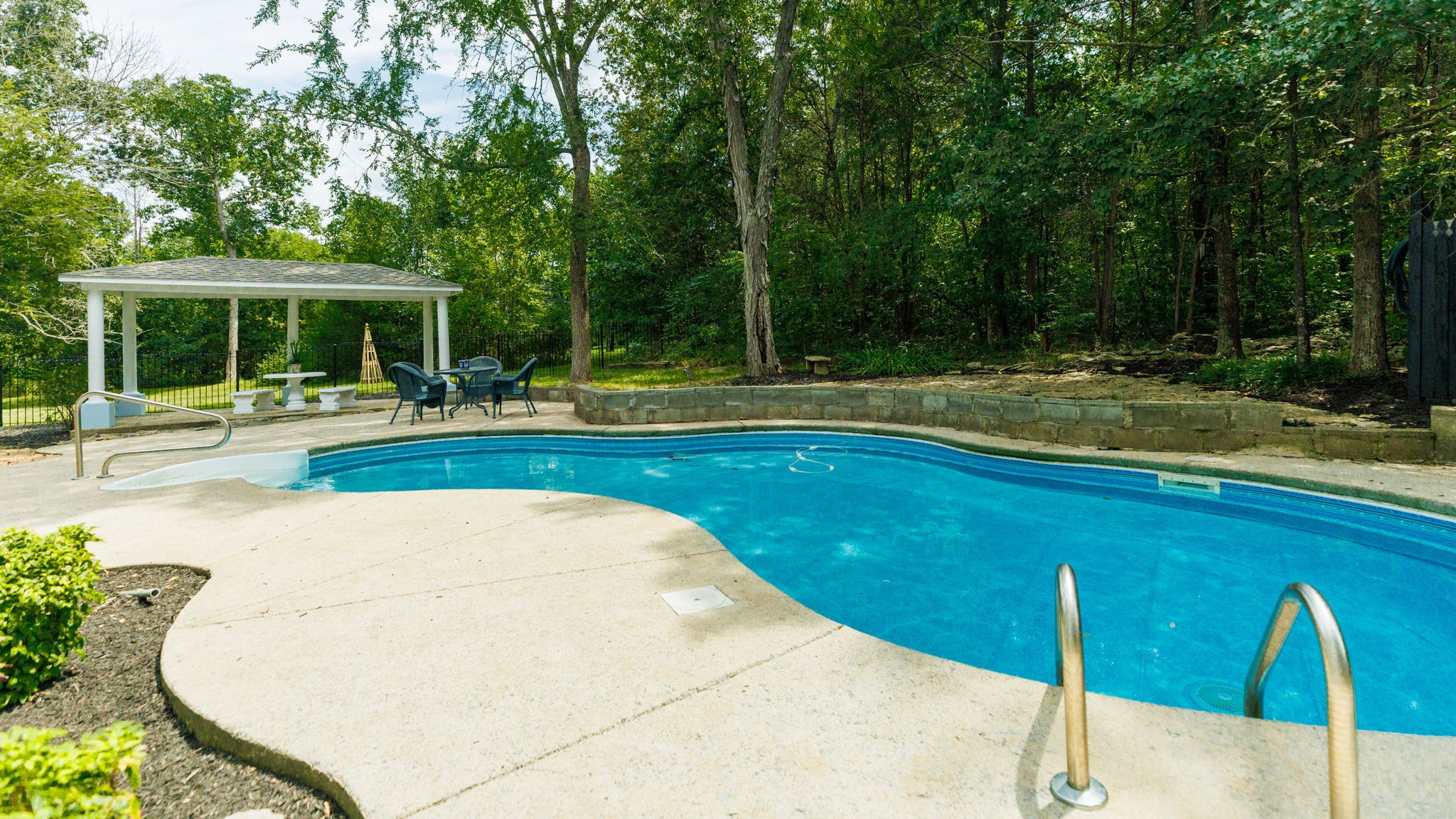 8973 Couchville Pike