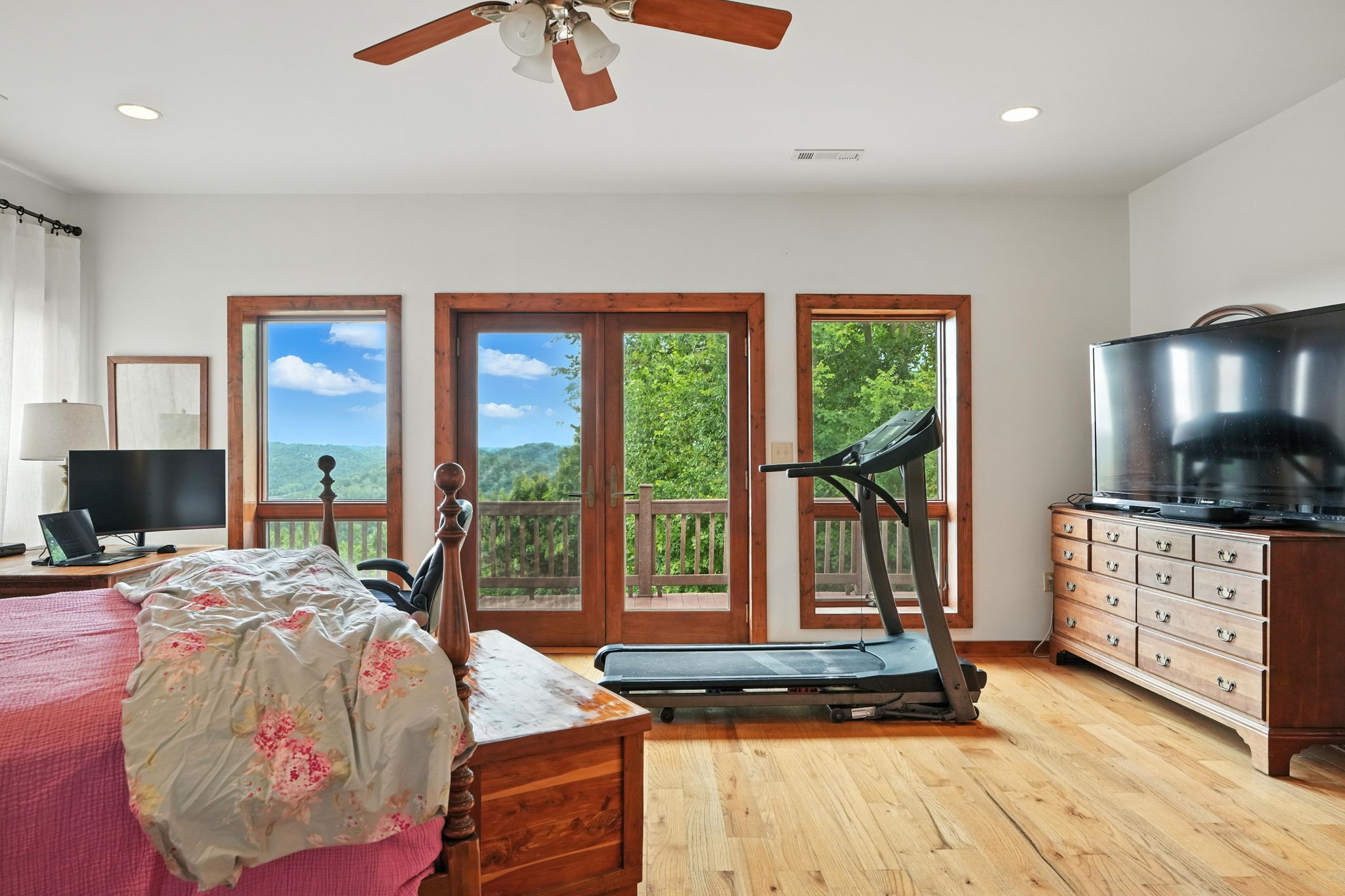 4445 Hurricane Ridge Rd