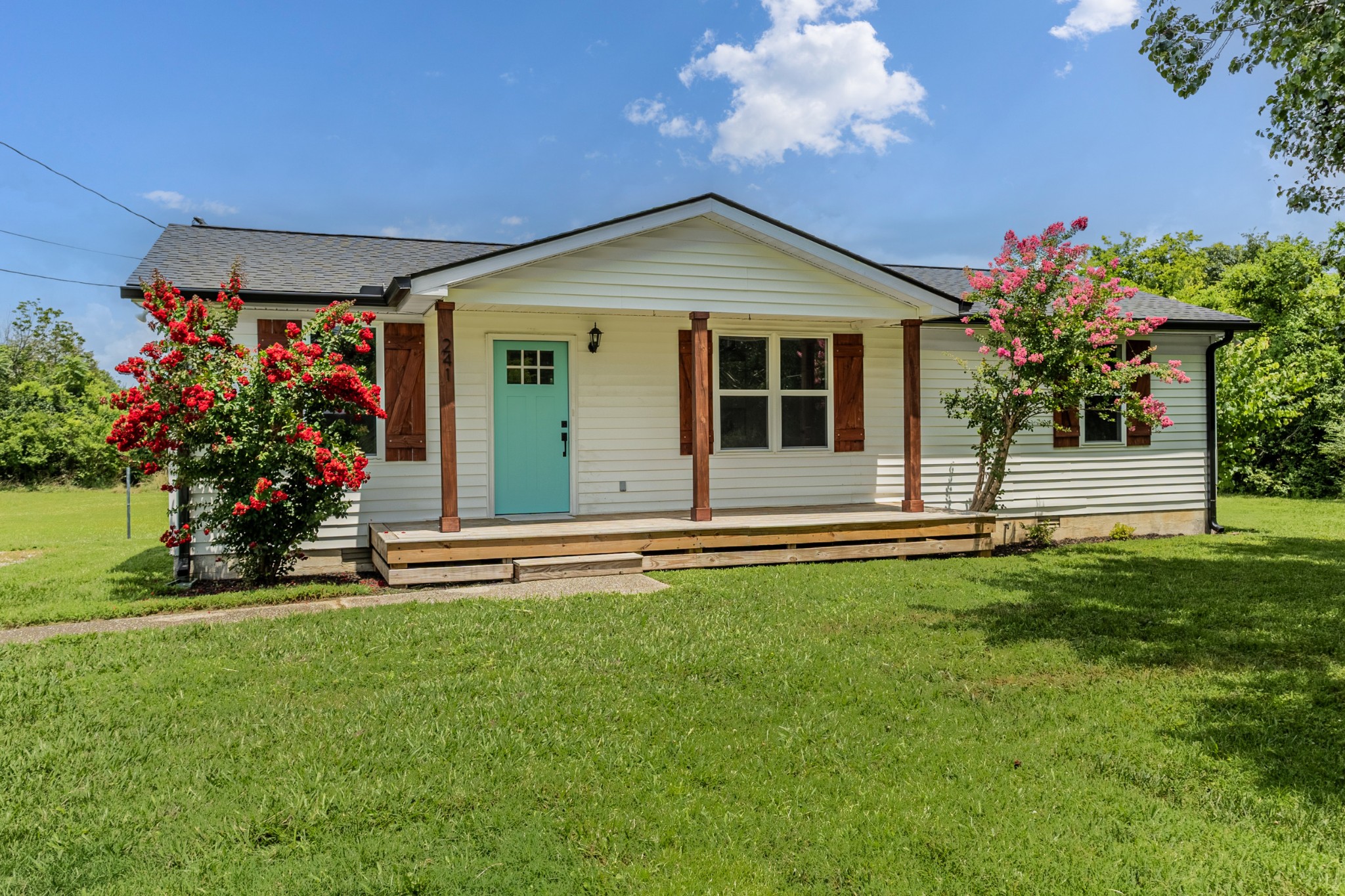 241 Curd Rd