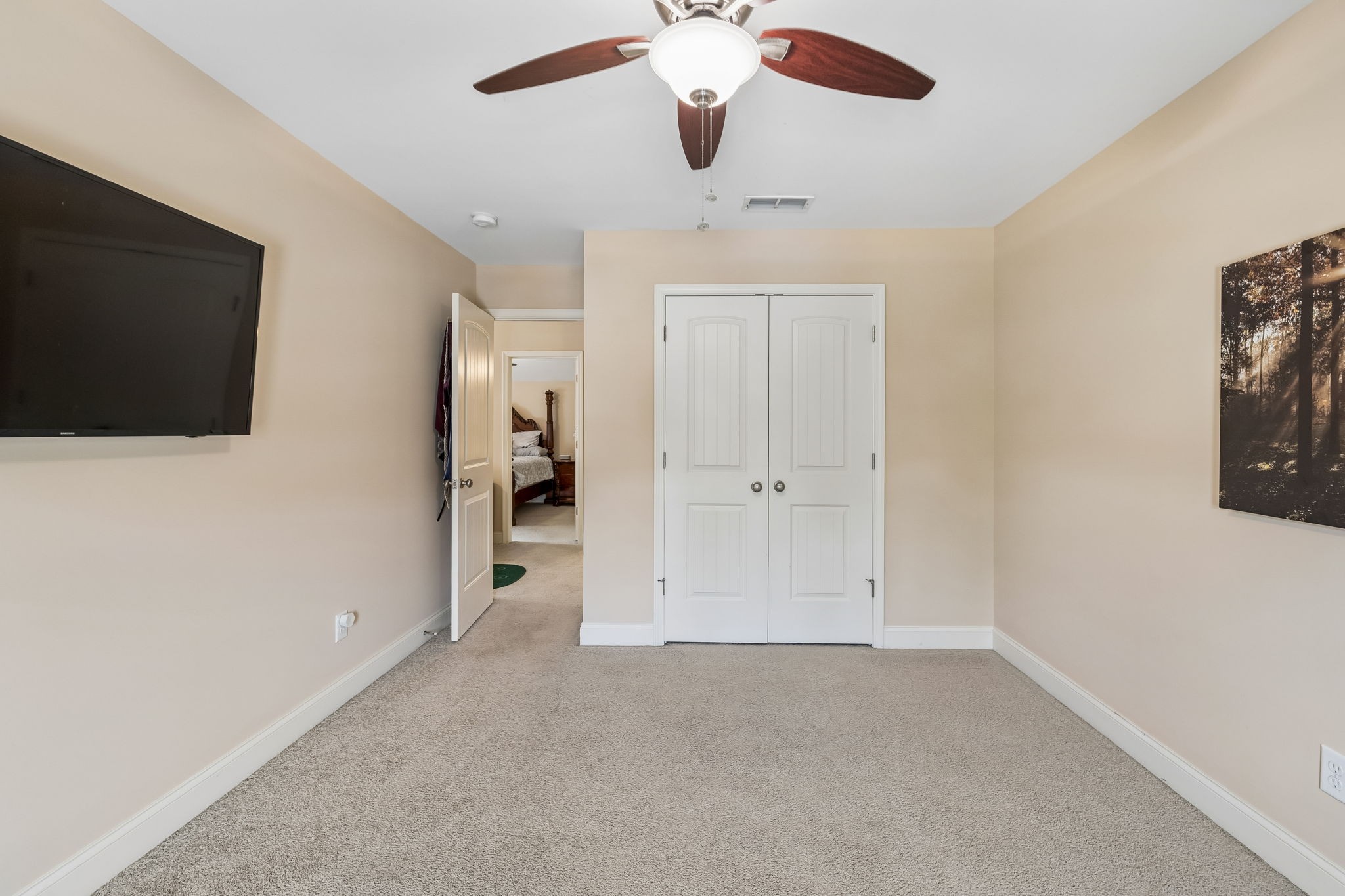 313 Windgrove Ter