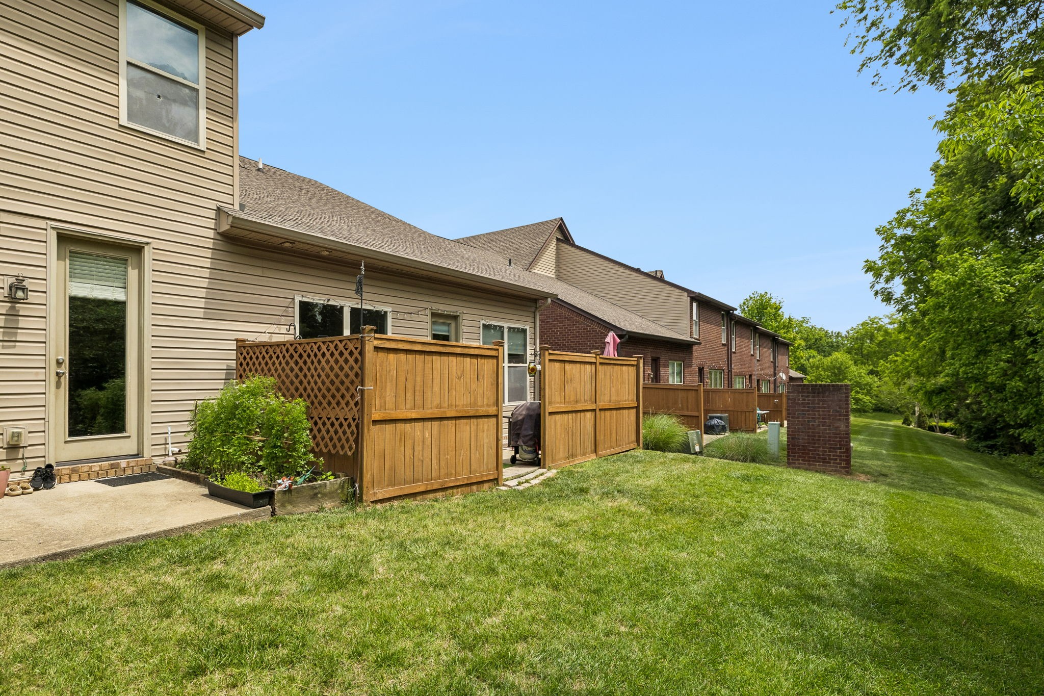 313 Windgrove Ter