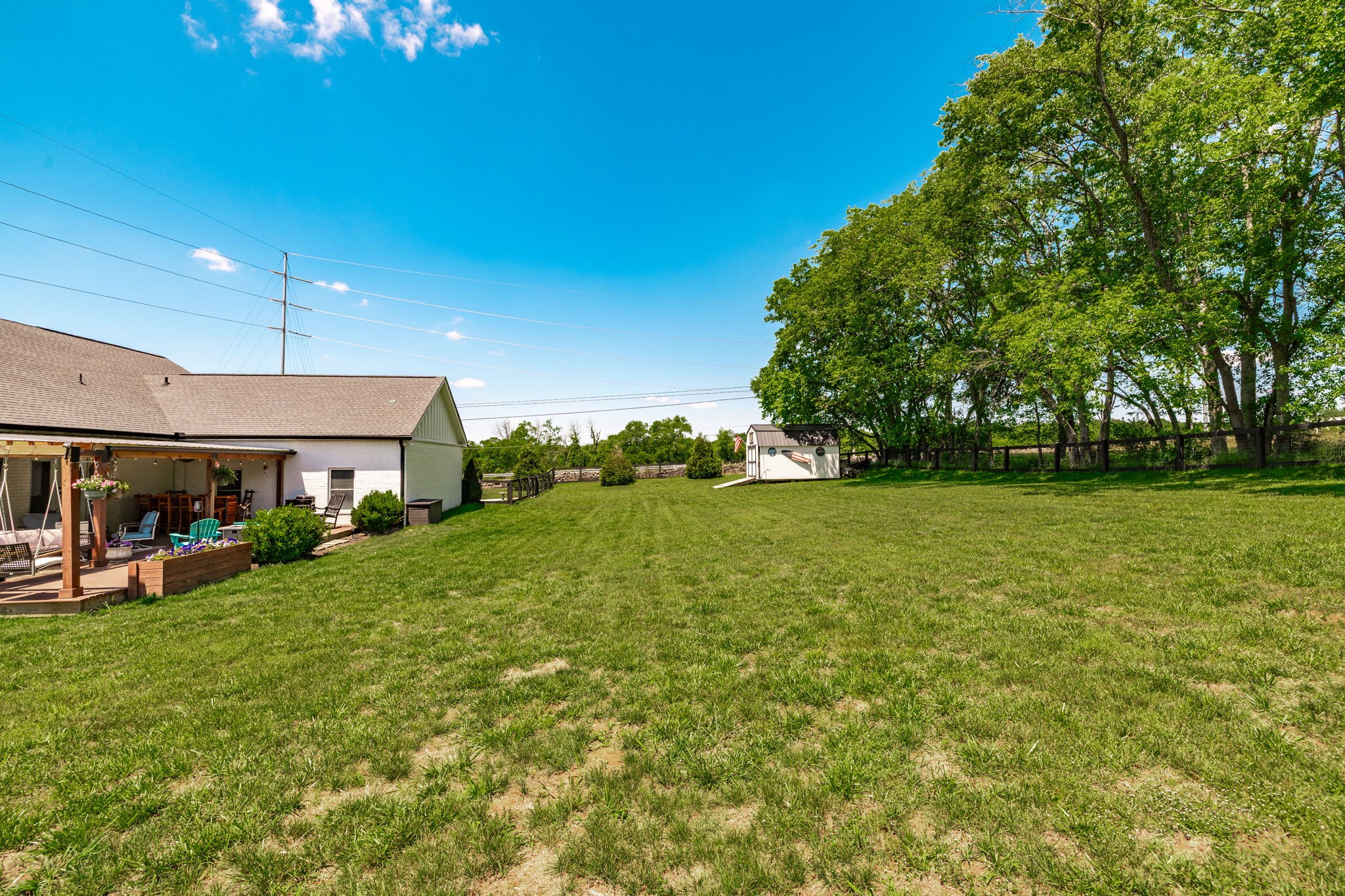 794 Brights Ln