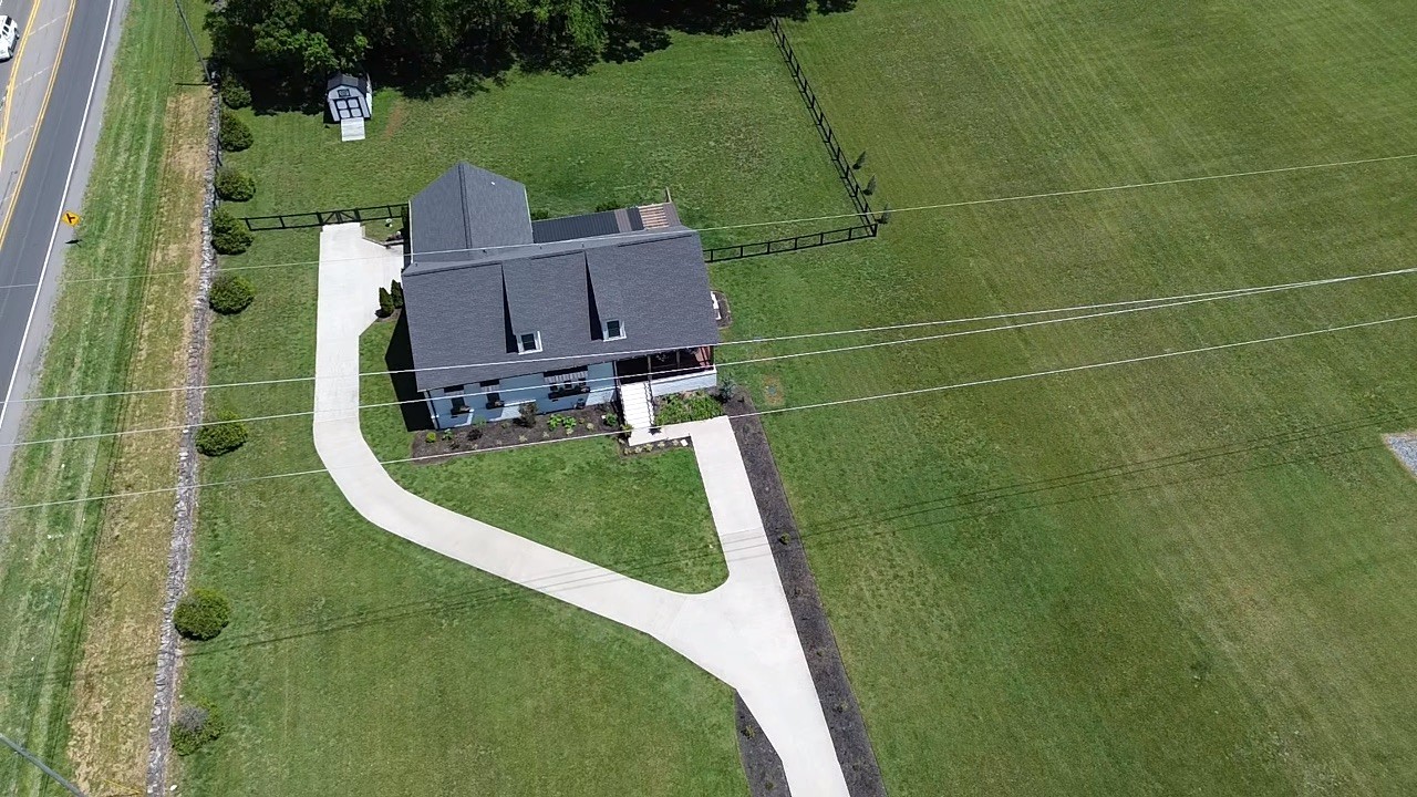 794 Brights Ln